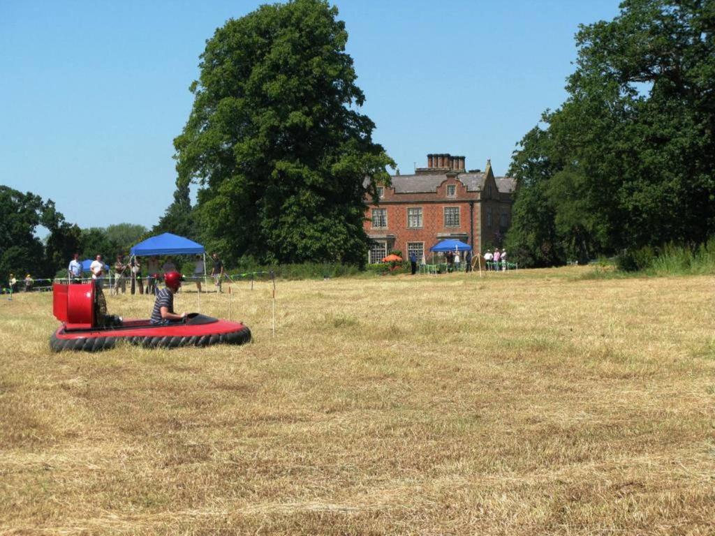 Willington Hall Hotel Tarporley Exterior foto