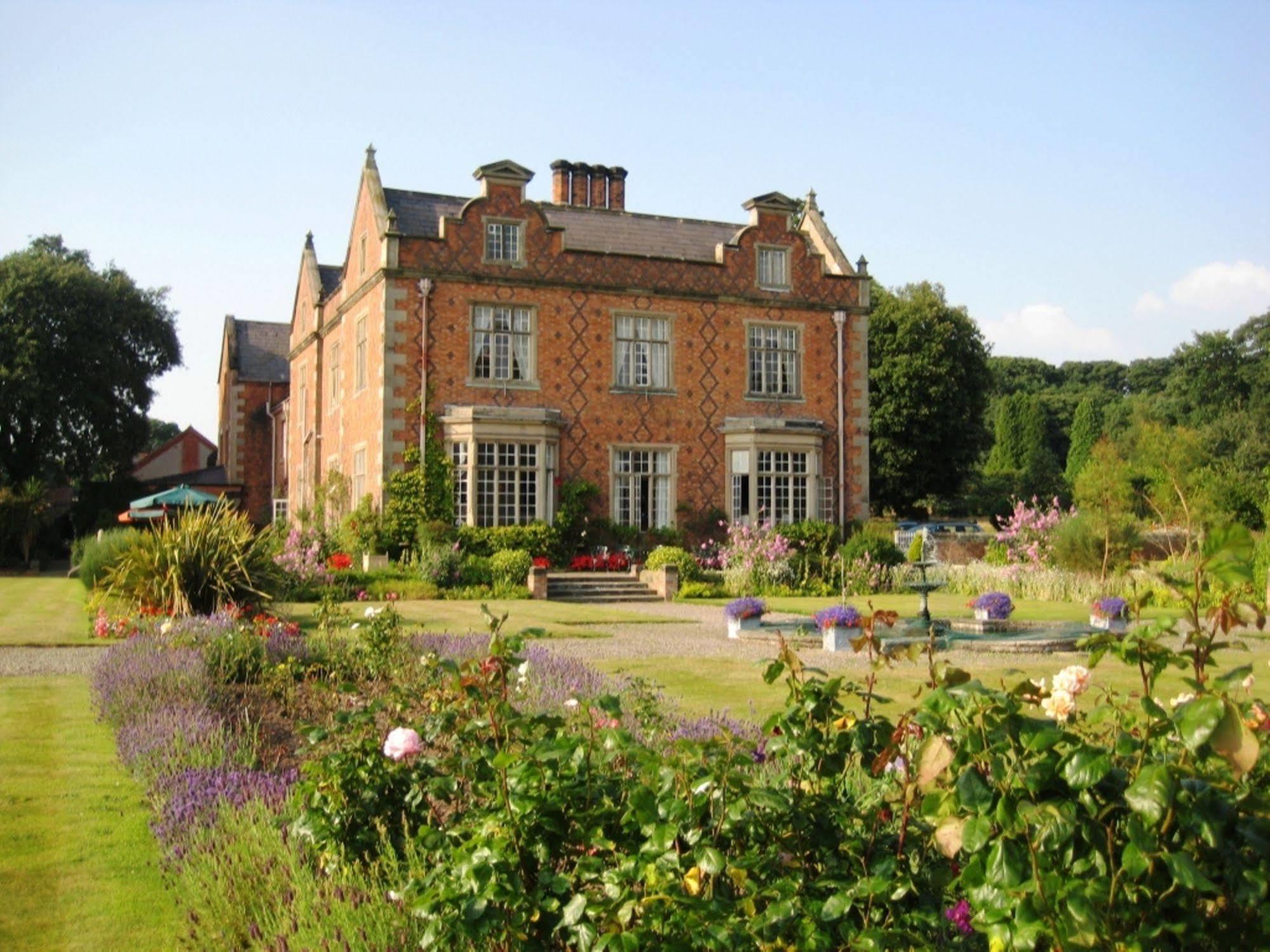 Willington Hall Hotel Tarporley Exterior foto