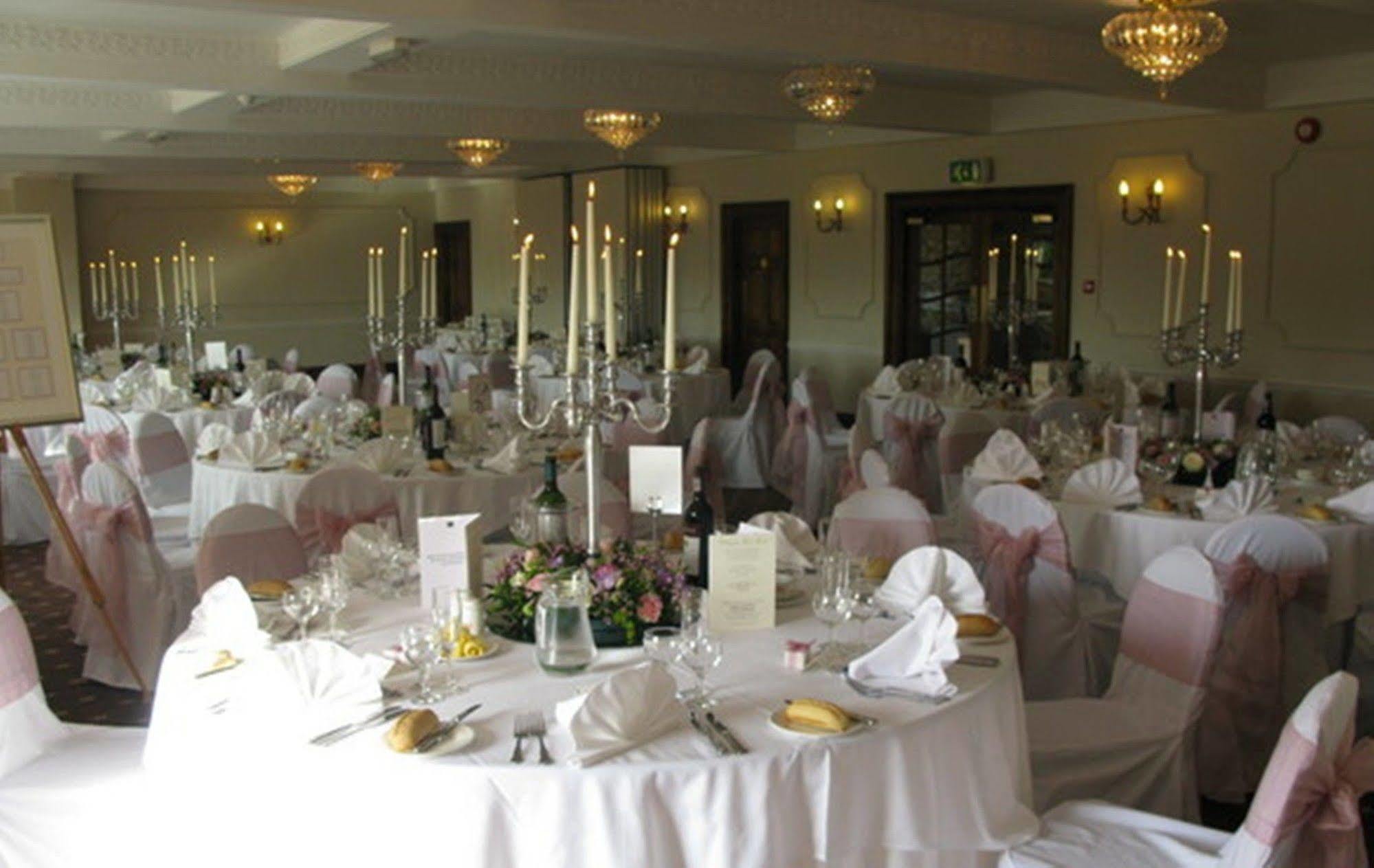 Willington Hall Hotel Tarporley Exterior foto